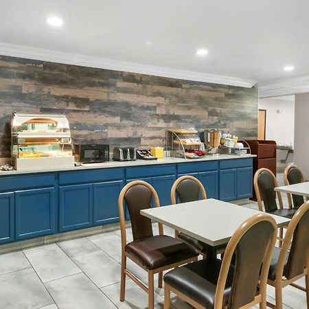 Surestay Plus By Best Western Fort Worth Benbrook Exterior photo