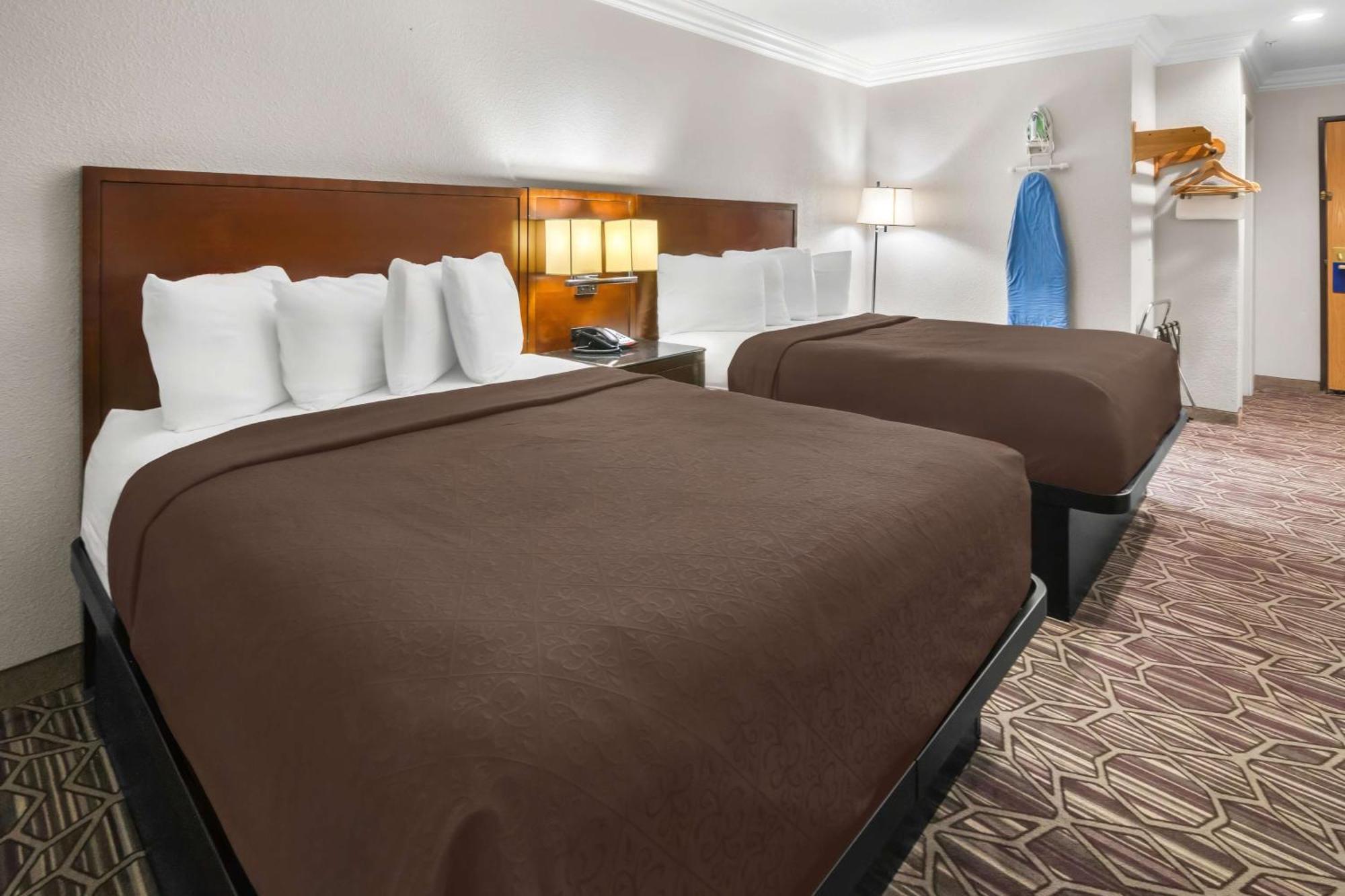Surestay Plus By Best Western Fort Worth Benbrook Exterior photo